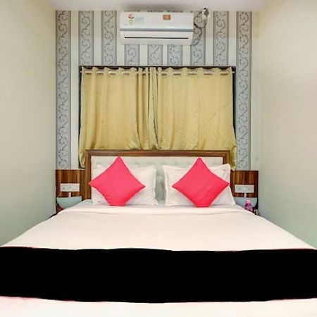 Hotel De Classico Juhu Мумбаи Экстерьер фото