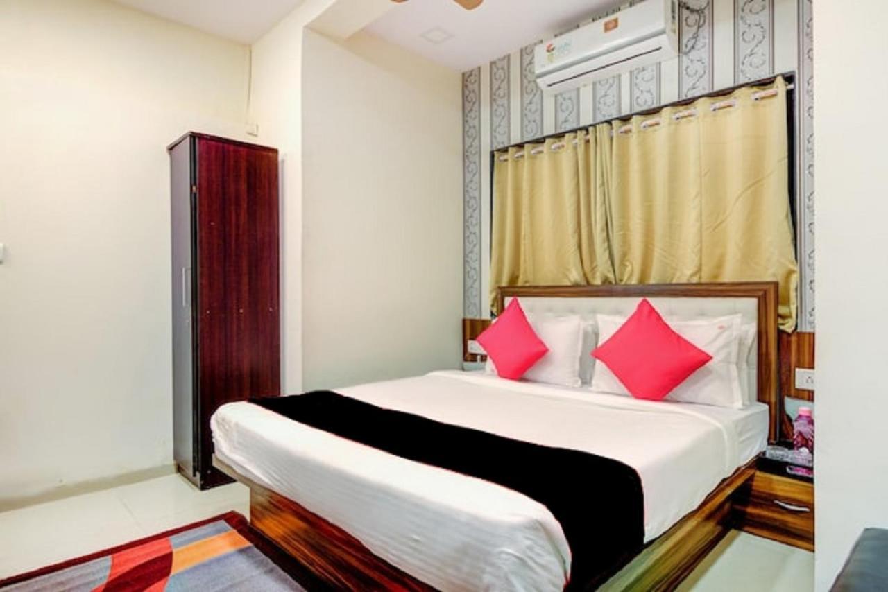 Hotel De Classico Juhu Мумбаи Экстерьер фото